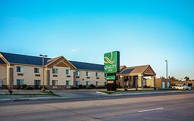 Dodge City Inn